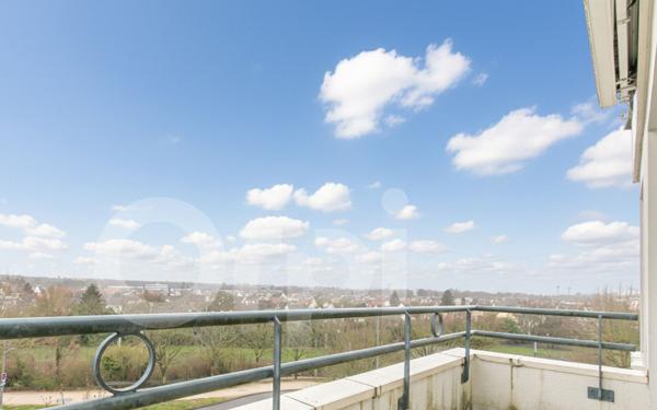 Appartement à vendre    2 pièces • 52,20 m2 Noisy-le-Grand