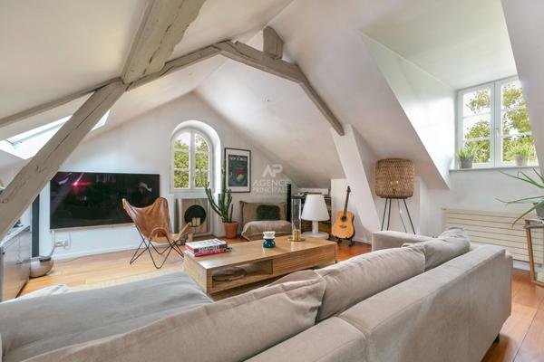 Versailles Avenue de Saint-Cloud - Appartement 6 pièces 3ème et dernier étage 174 m² au sol €998 000 ** - Référence 25890