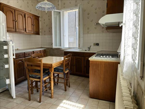 Maison à vendre |  Montendre |  5 pièces | 138 m²