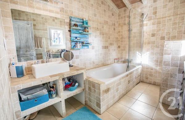 maison à vendre 6 pièces - 170 m2 LA CROIX VALMER - 83