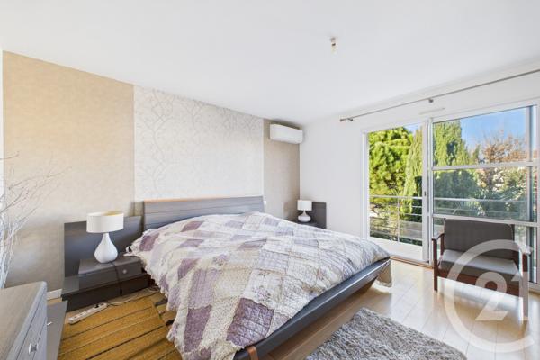 Maison à vendre  8 pièces - 227 m2 BRUGES - 33