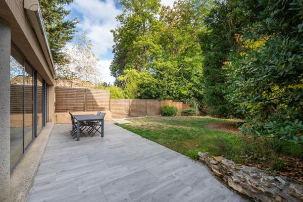 Maison
         6 pièces
        - 197 m² Exclusivité 1 420 000 €*