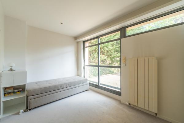 Maison
         6 pièces
        - 197 m² Exclusivité 1 420 000 €*