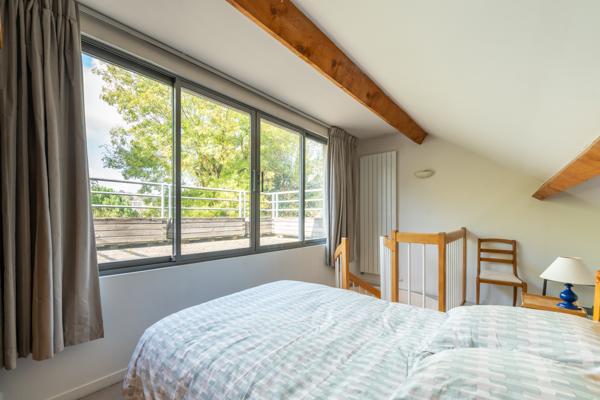 Maison
         6 pièces
        - 197 m² Exclusivité 1 420 000 €*