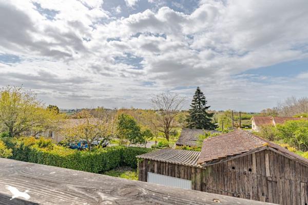 Maison à vendre |  Langoiran |  6 pièces | 179 m²
