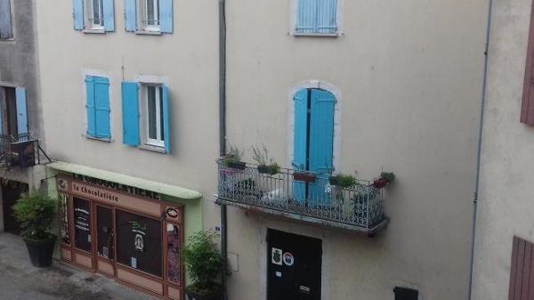 Appartement F2 avec balcon en centre ville