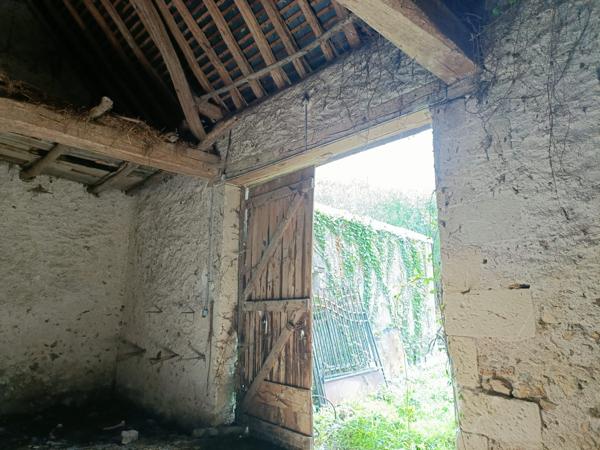 À vendre - Maison ancienne, 2 pièces située à Saint-Cyr-sur-Loire (37540)