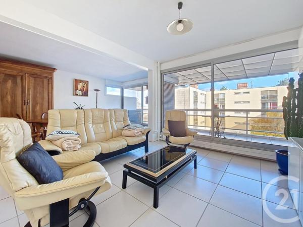 Appartement T4 à vendre  4 pièces - 91,11 m2 CHAMALIERES - 63