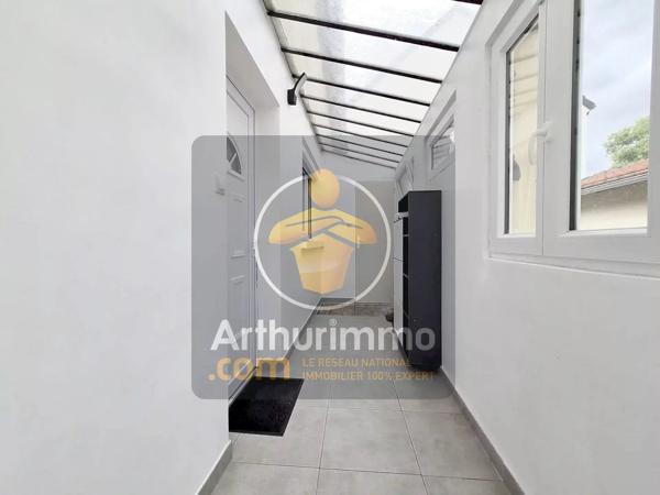 Vente                                                      Maison
                        
                     4 pièces                      80 m2                     à Noiseau