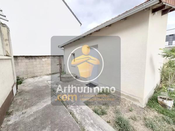 Vente                                                      Maison
                        
                     4 pièces                      80 m2                     à Noiseau