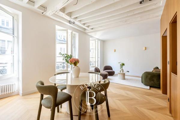 Paris 7ème, Appartement 2 Chambres -  90 m² à vendre