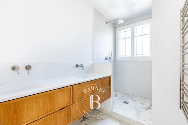 Paris 7ème, Appartement 2 Chambres -  90 m² à vendre