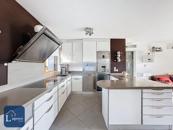 T5 attique de 112 m² vue panormaique Mont Blanc Peron (01630)