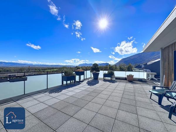T5 attique de 112 m² vue panormaique Mont Blanc Peron (01630)