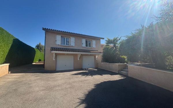 Maison à vendre    5 pièces • 126,82 m2 Misérieux