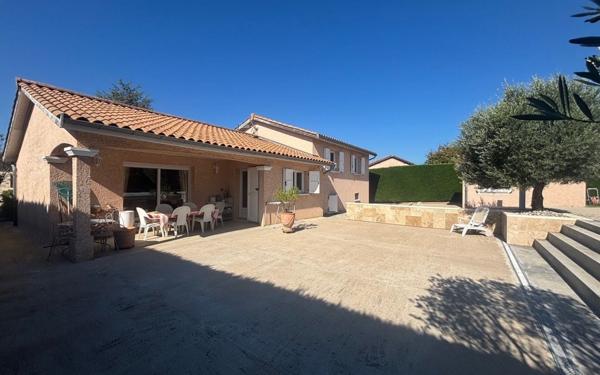 Maison à vendre    5 pièces • 126,82 m2 Misérieux