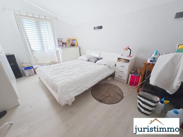 Travaillan (84850) Maison familiale de 170 m² avec grand jardin arboré – Vue sur le Ventoux