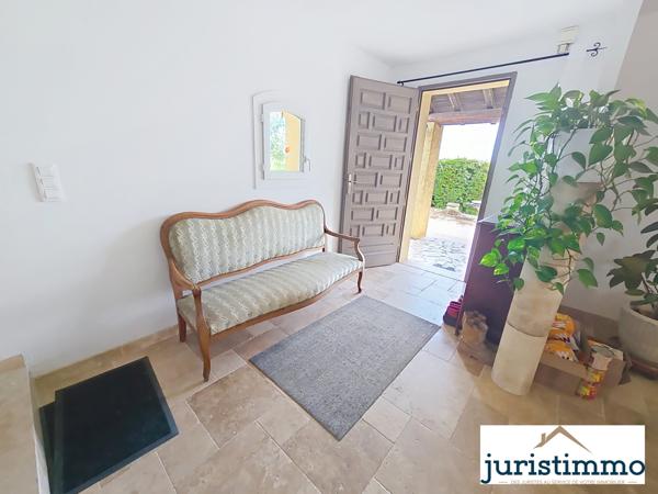 Travaillan (84850) Maison familiale de 170 m² avec grand jardin arboré – Vue sur le Ventoux