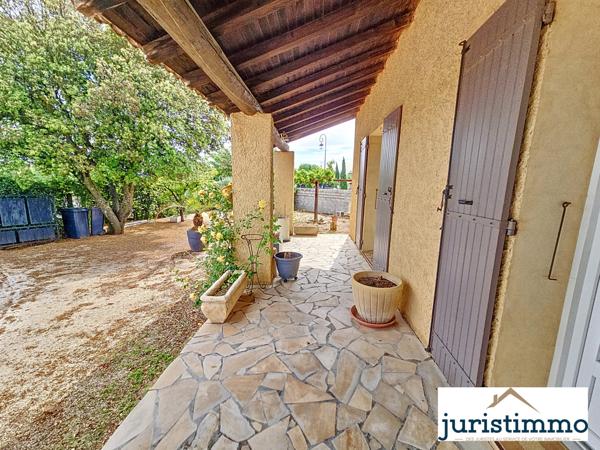 Travaillan (84850) Maison familiale de 170 m² avec grand jardin arboré – Vue sur le Ventoux