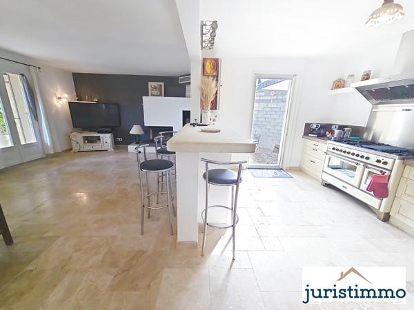 Travaillan (84850) Maison familiale de 170 m² avec grand jardin arboré – Vue sur le Ventoux