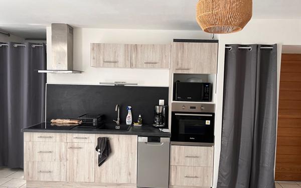 Appartement à louer    3 pièces •  Joyeuse