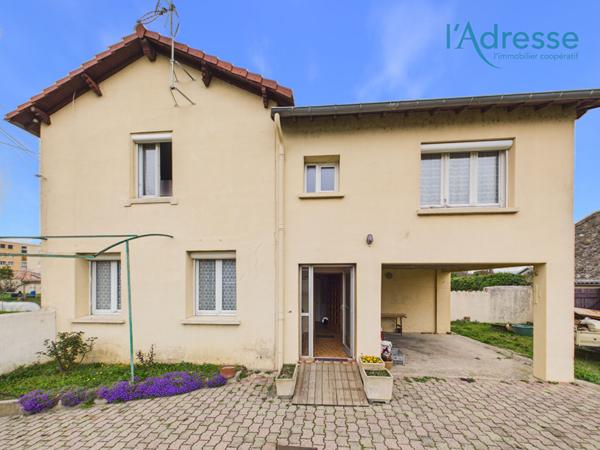 Maison 3 chambres et terrain constructible -Tournon sud