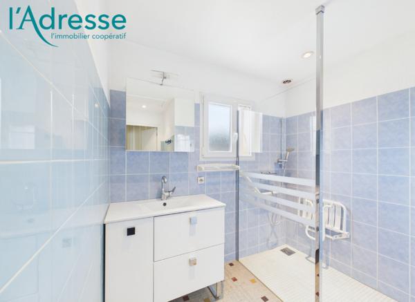 Maison 3 chambres et terrain constructible -Tournon sud