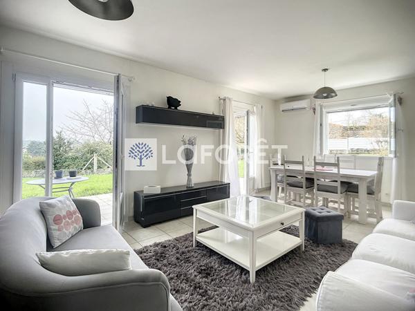 Location maison Saint-Jacques-de-Thouars - 4 pièce(s) - 109 m² - 942 € / mois