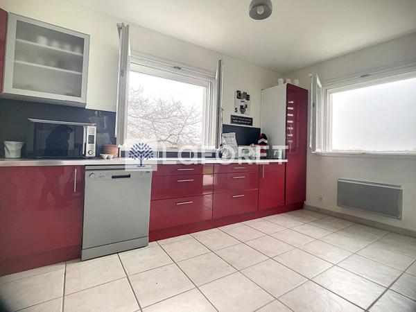 Location maison Saint-Jacques-de-Thouars - 4 pièce(s) - 109 m² - 942 € / mois