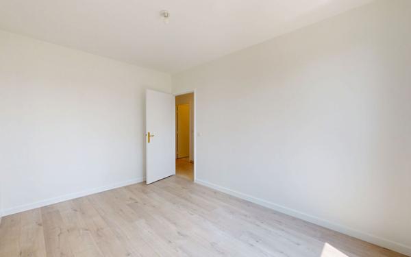 Appartement à vendre    3 pièces • 68,74 m2 Lyon 4