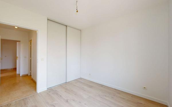 Appartement à vendre    3 pièces • 68,74 m2 Lyon 4
