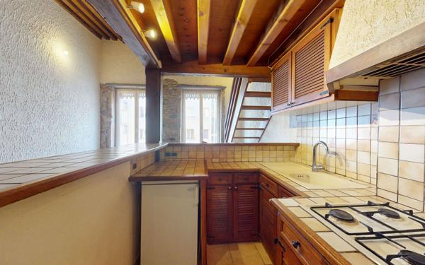 Appartement à vendre    2 pièces • 30,10 m2 Lyon 4