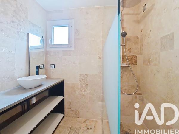 Appartement à vendre 3 pièces 67 m² Décines-Charpieu