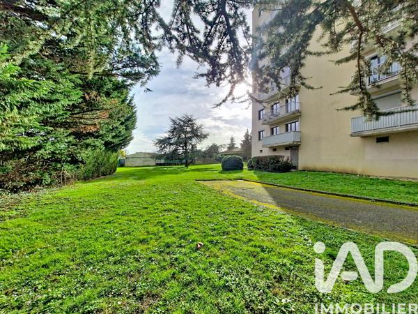 Appartement à vendre 3 pièces 67 m² Décines-Charpieu