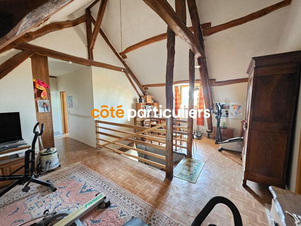 Vente Maison208 m² - 6 Pièces - SAINT VALERIEN (89150)