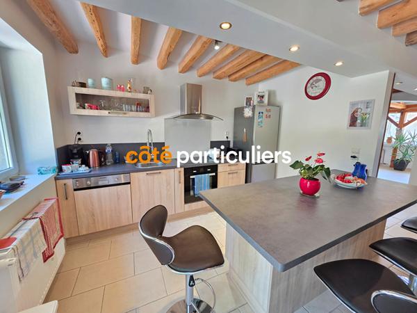 Vente Maison208 m² - 6 Pièces - SAINT VALERIEN (89150)
