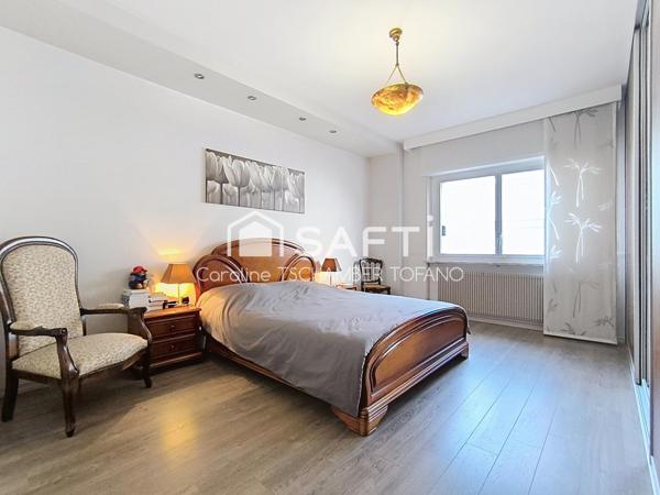 Magnifique maison plain-pied surélevé de 192 m² avec piscine neuve