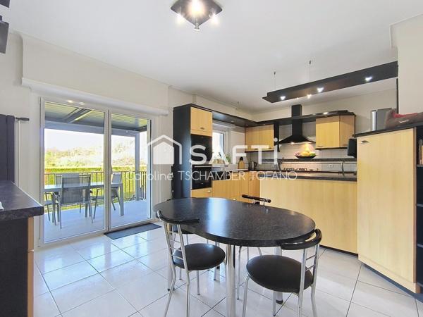 Magnifique maison plain-pied surélevé de 192 m² avec piscine neuve