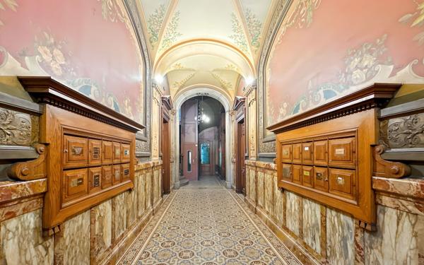 Appartement à vendre    4 pièces • 145,10 m2 Lyon 3