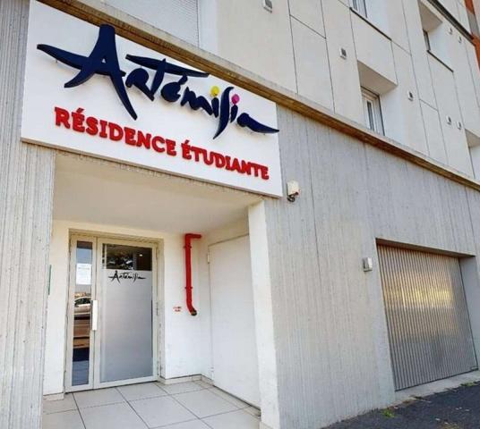 INVESTISSEMENT LOCATIF – CLERMONT FERRAND – Résidence étudiante Artémisia Oradou - 4,50% de rentabilité