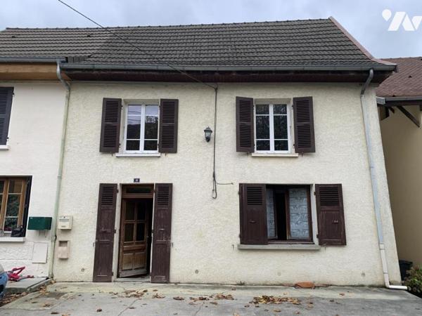 Maison à Saint-Genix-les-Villages