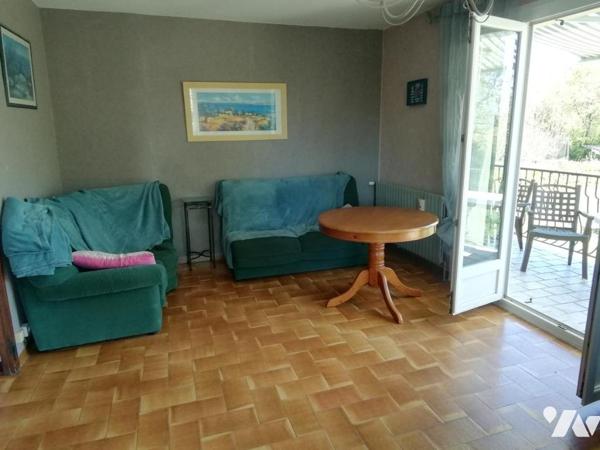 SAINT-VIT MAISON SUR SOUS-SOL