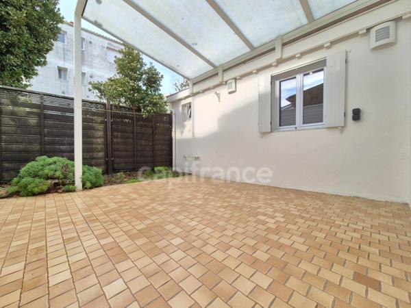 Appartement à vendre 2 pièces ROYAN (17) - Cour - Cave
