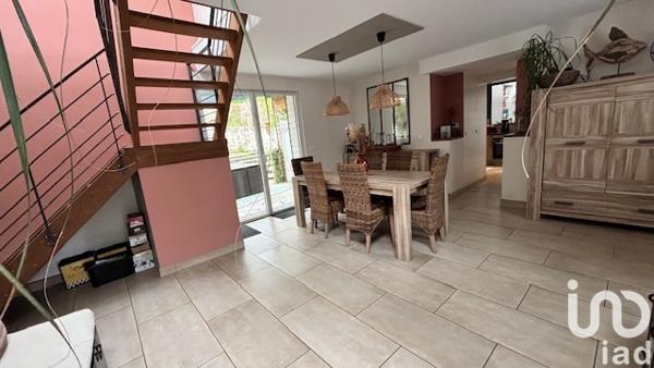 Maison à vendre 12 pièces 296 m² Plonévez-du-Faou