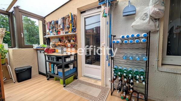 Appartement
         3 pièces
        - 80 m² Exclusivité 265 000 € *