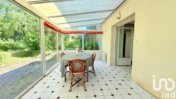 Maison traditionnelle 4 pièces de 95 m² à Saint-Caradec-Trégomel (56540)