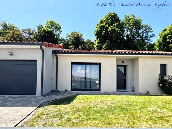 VOLVIC - Maison contemporaine de plain-pied – 110 m² – DPE A – 3 chambres – Terrain 501 m² – Aucuns travaux