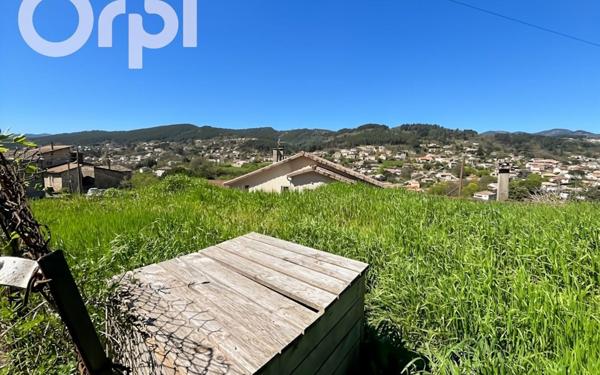 Immeuble à vendre    7 pièces • 160 m2 Labégude