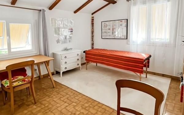 Immeuble à vendre    7 pièces • 160 m2 Labégude