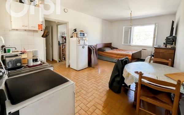 Immeuble à vendre    7 pièces • 160 m2 Labégude